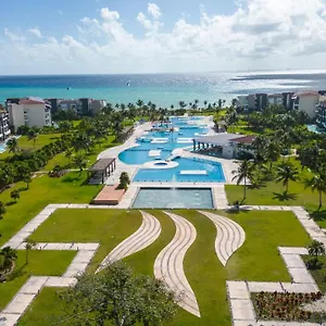 Stunning Ocean Front By Boutique Apartamento